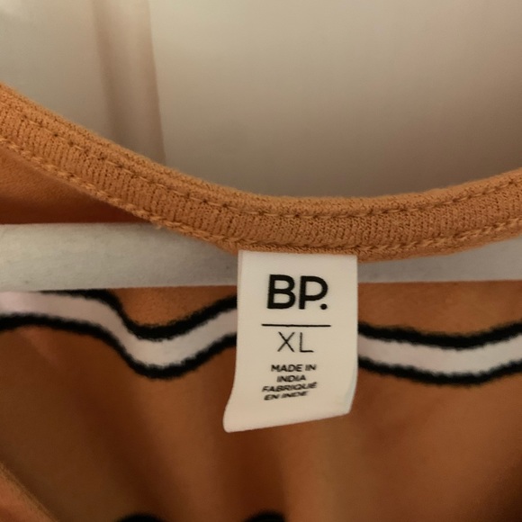 BP wrap shirt - Picture 2 of 2